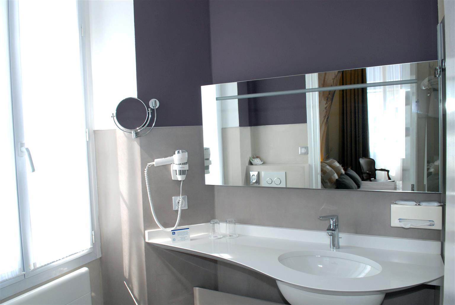 Le Champlain Hotell La Rochelle  Exteriör bild