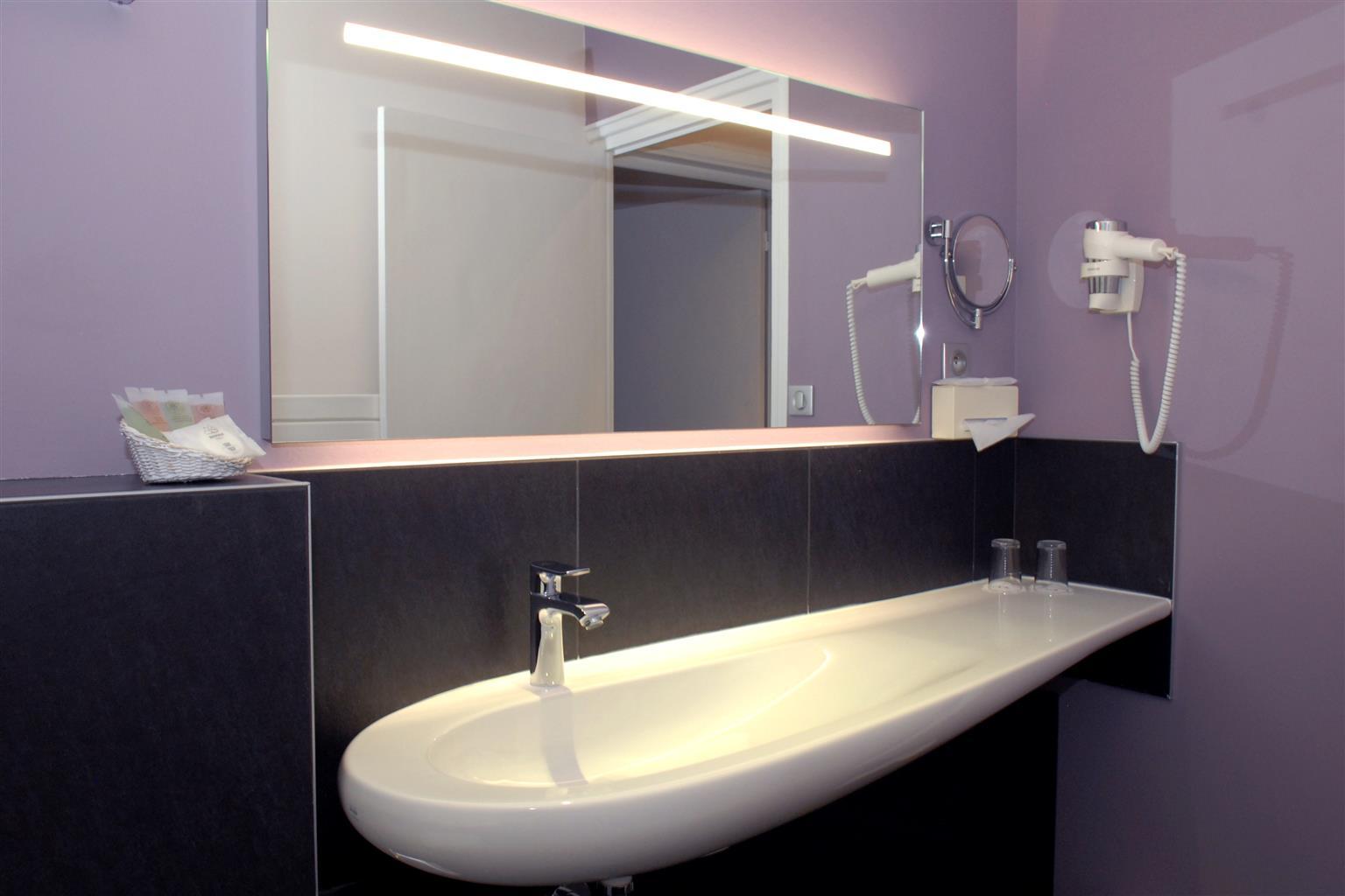 Le Champlain Hotell La Rochelle  Exteriör bild