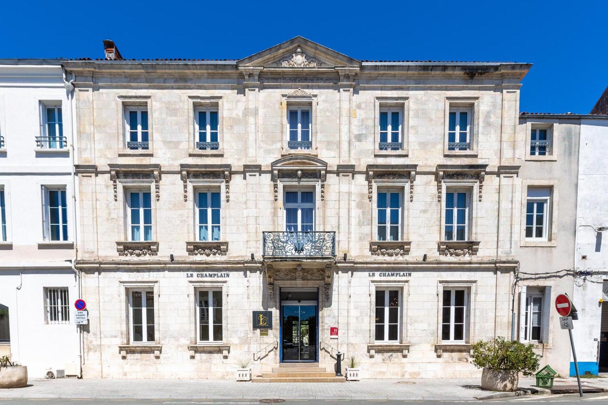 Le Champlain Hotell La Rochelle  Exteriör bild