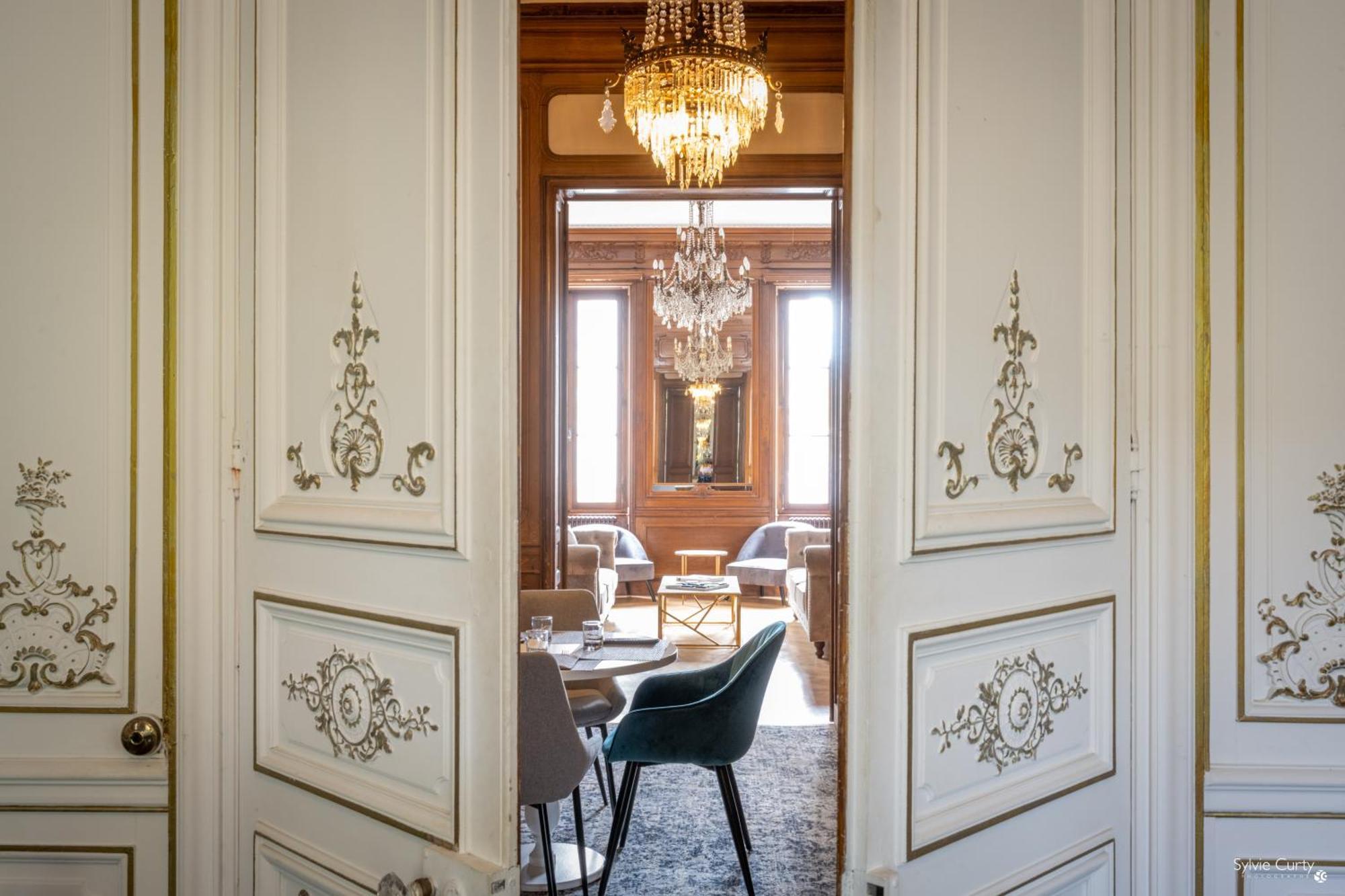 Le Champlain Hotell La Rochelle  Exteriör bild