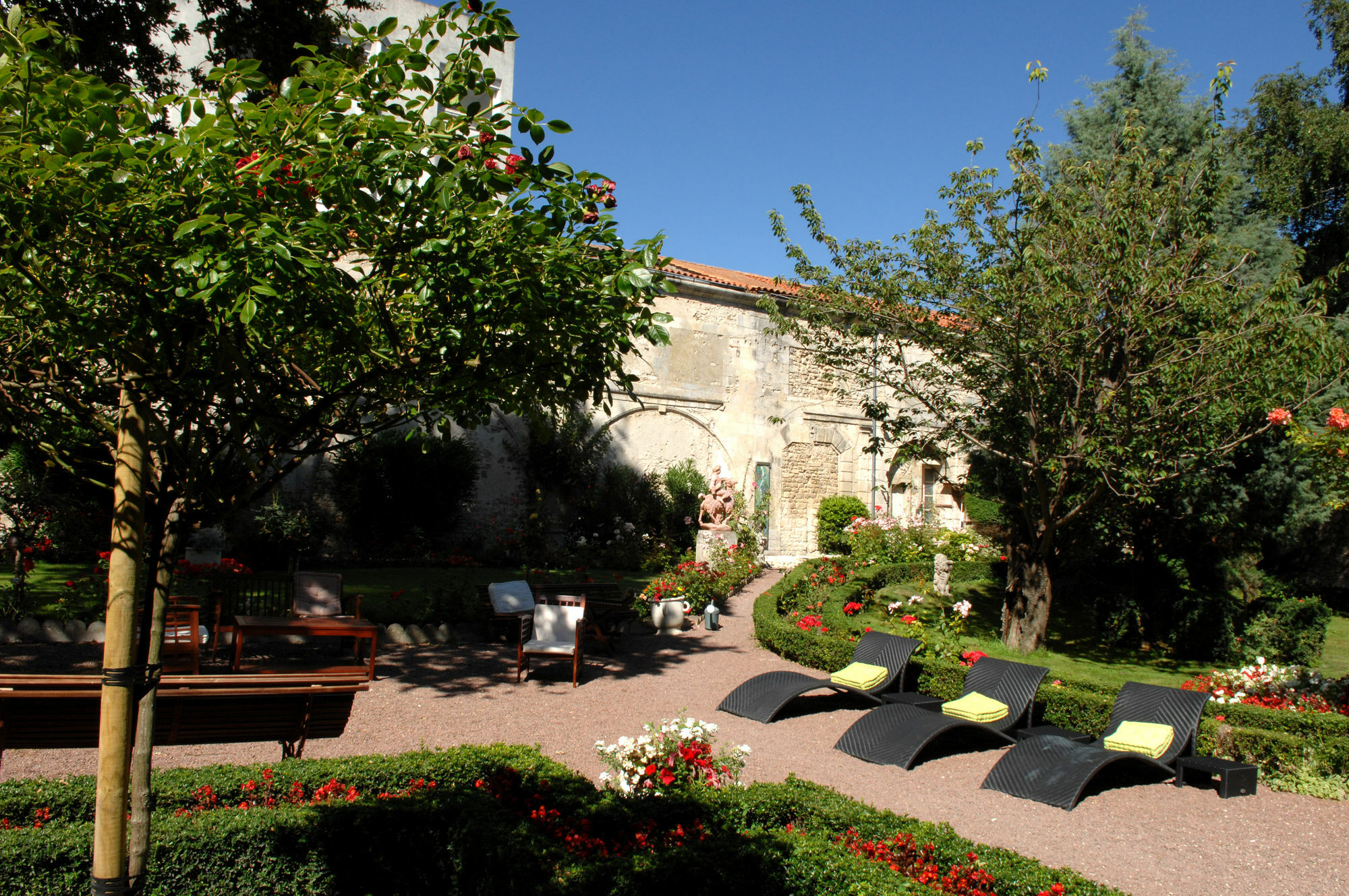 Le Champlain Hotell La Rochelle  Exteriör bild